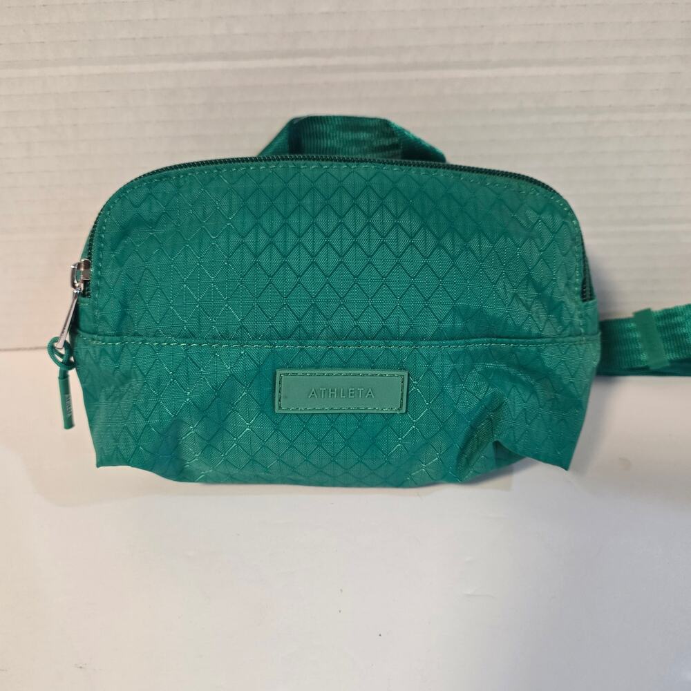 ATHLETA EXCURSION CROSSBODY BELT BAG, NWT